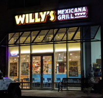 Willy's Mexicana Grill outside