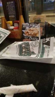 Perri's Pizza food