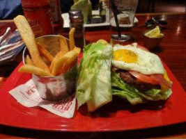 Red Robin Gourmet Burgers And Brews food