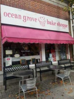 Ocean Grove Bake Shoppe inside