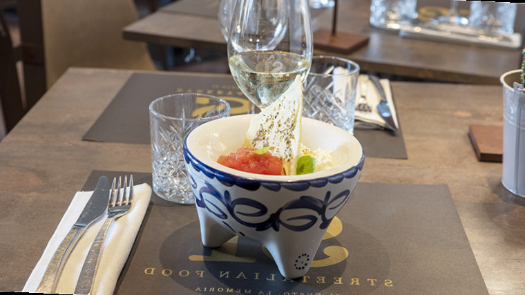 restaurant image