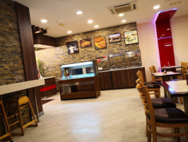 Pizza Inn بيتزا إن الخوض food