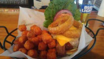 The Carolina Tavern food