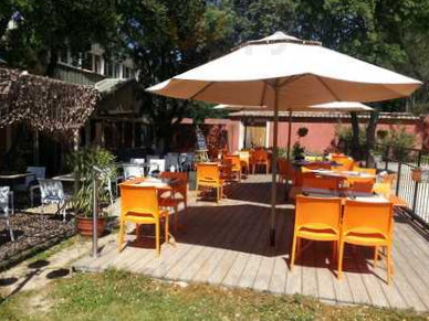 restaurant image