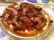 Centerbrook Pizza food