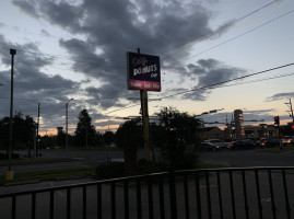 City Donuts Café outside