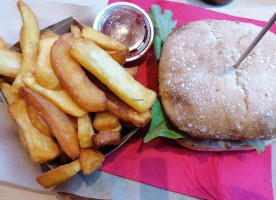 Beastie Burgers Ieper food