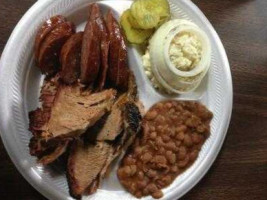 Mcmillan's Bbq food