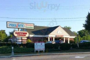 Blondies Diner outside