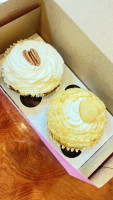 Fluellen Cupcakes food