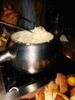 The Melting Pot food