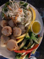 Salty Dog Seafood Grille food