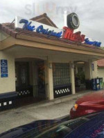 The Original Mels Diner outside