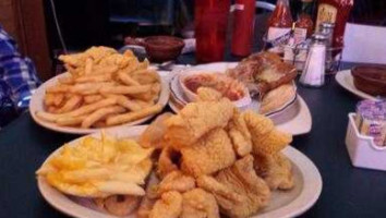 Jack Dempsey's Restaurant, LLC food