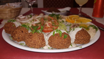 Sama Beyrouth food