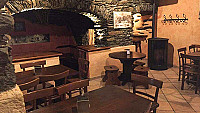 Osteria Sant'anna inside