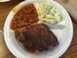 Three Little Pigs Bar-B-Q food