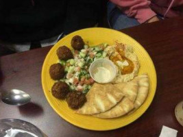 Kinneret Cafe food