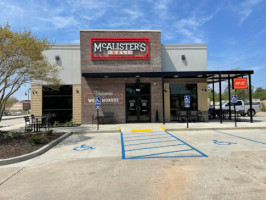 Mcalister's Deli outside