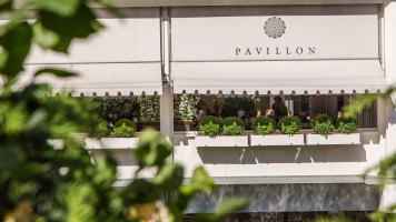 Pavillon food