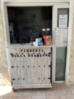 Pizzeria Della Stazione food