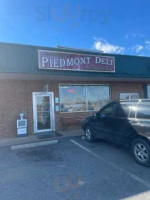 Piedmont Deli outside