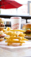 Johnny Rockets Restaurant food