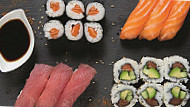 Kaly Sushi Salon De Provence food