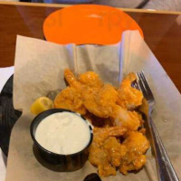 Hooters food