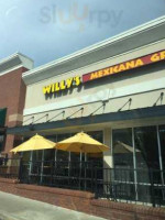 Willy's Mexicana Grill outside