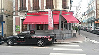 la tradi pizza outside