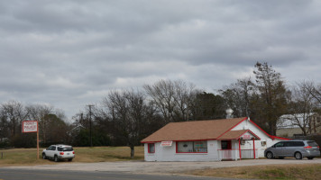 Donut Palace outside