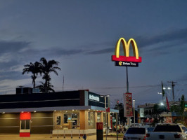 Mcdonald's Americana Drive 1 outside