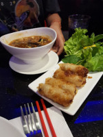 China Thai Ferney Voltaire Asiatique Pays De Gex food