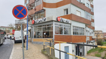 Pizza Hut Baixa Da Banheira outside