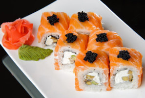 Lakki Sushi, food