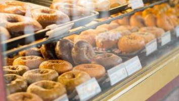 Lamar's Donuts And Coffee food