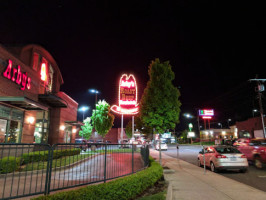 Arby's Roast Beef Restaurants outside