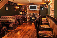 White Horse Inn inside