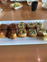 Sushiseven food