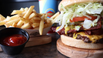 Fatburger food