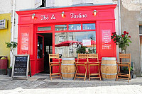 The & Tartine outside