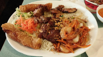 Vietnamese Garden food