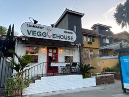 Veggie House outside