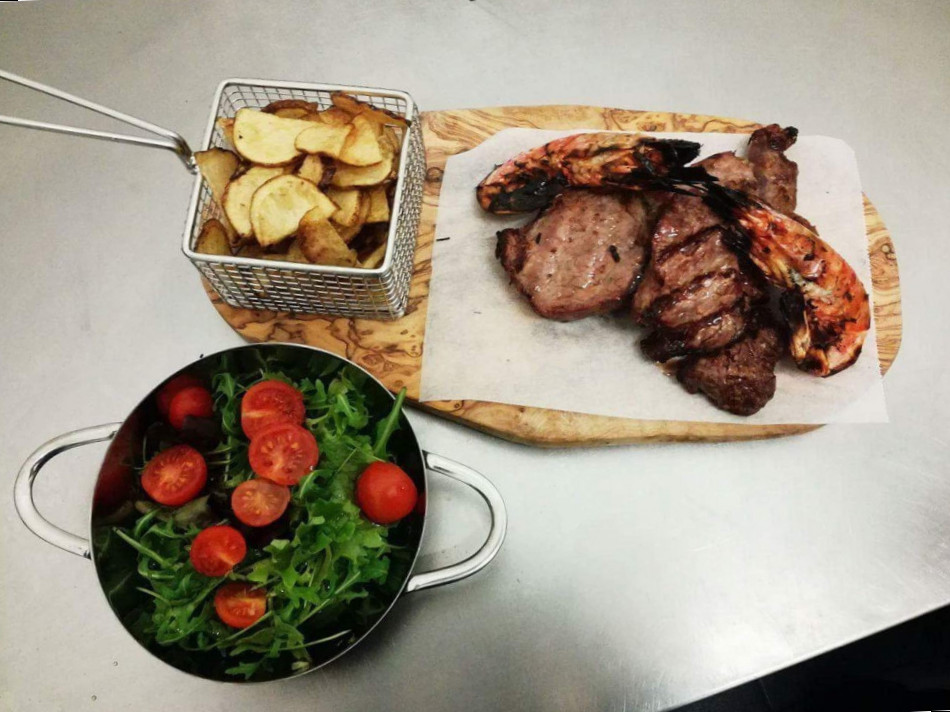 restaurant image