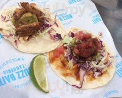 Buzz Bait Taqueria food