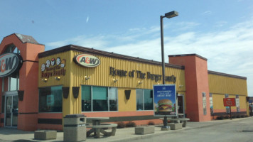 A&W food