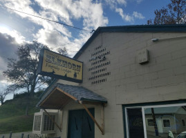 Elk Horn And Grill outside