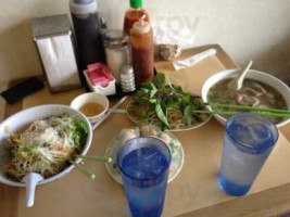 Pho Hoang food