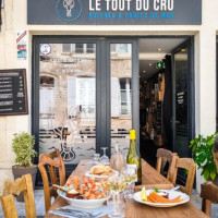 Le Tout Du Cru food